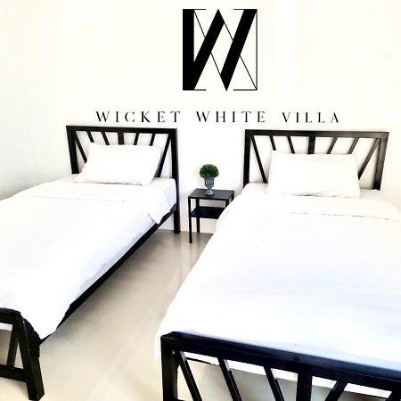 Wicket White Villa Photharam 외부 사진